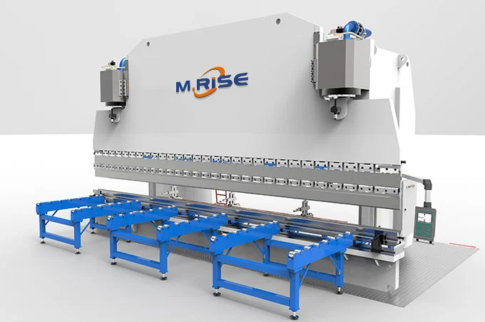 Large press brake machine for metal sheet bending