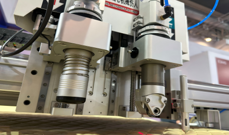 CNC Digital Knife cutting machine details