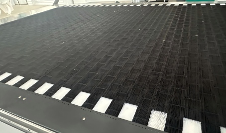 automatic-fabric-cutting-machine-worktable