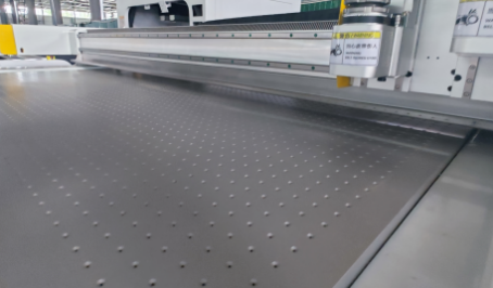 M.RISE CNC aluminum vacuum table with zoned material hold-down for oscillating knife cutting